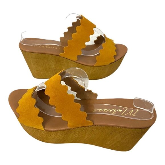 Matisse Charlie Scalloped Yellow Suede Chunky Platform Wedge Sandals, Size 10 - Picture 8 of 14